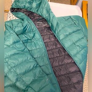 Eddie Bauer Cirruslite Down Parka Jacket- worn once, size 2X